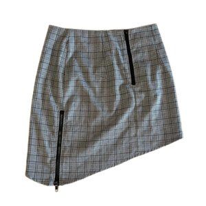 Plaid Asymmetrical Front Zipper black and gray Mini Skirt size small